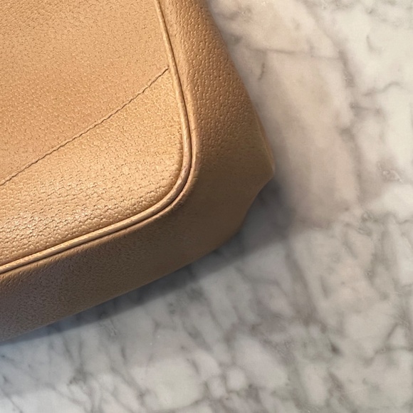 Vintage Gucci slide closure handbag - Picture 10 of 16